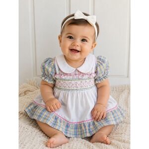 Vintage Mayfair Baby Girl Smocked Dress Plaid Pastel White Peter‎ Pan Collar
